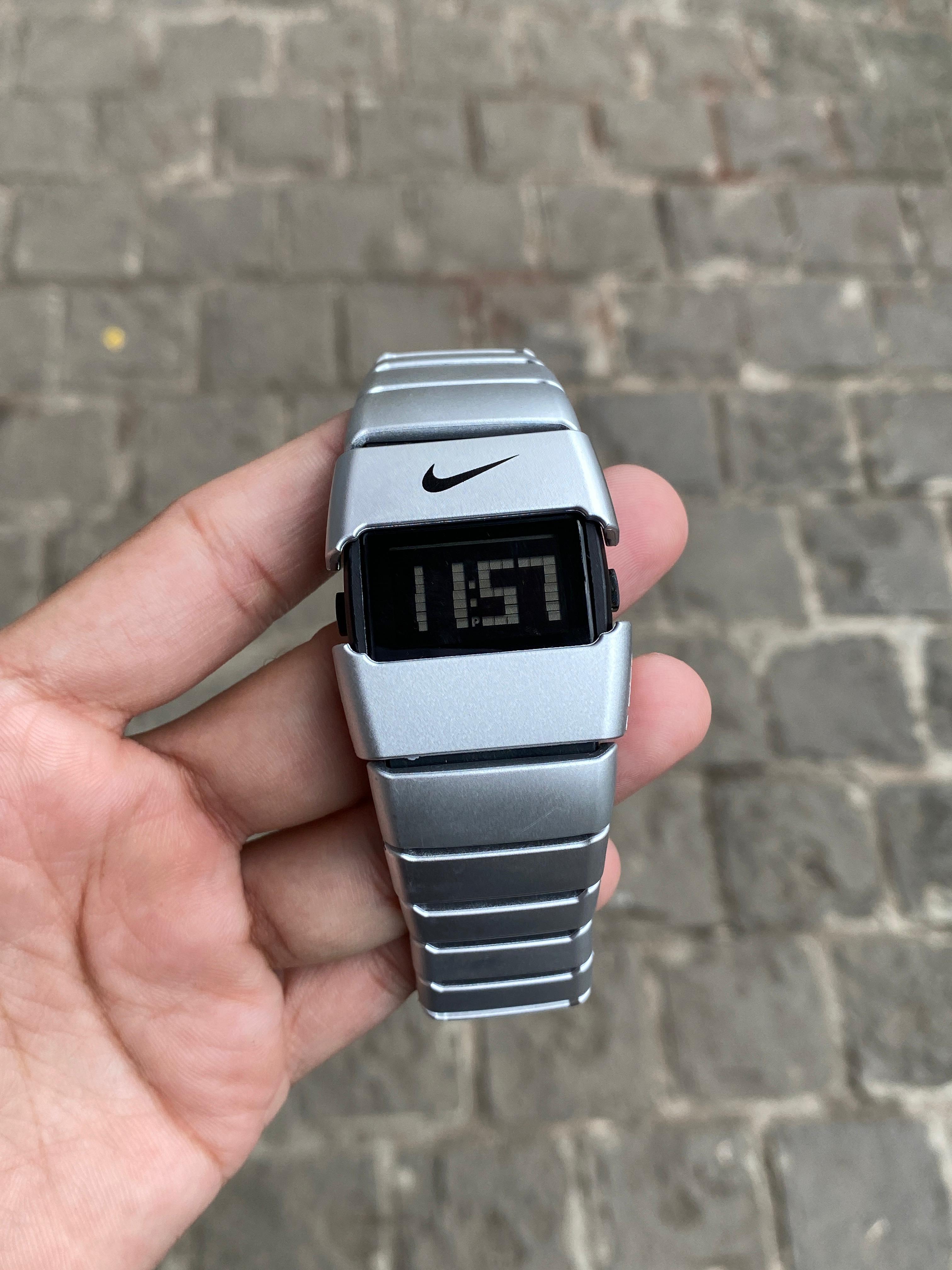 NIKE DIGITAL WATCH